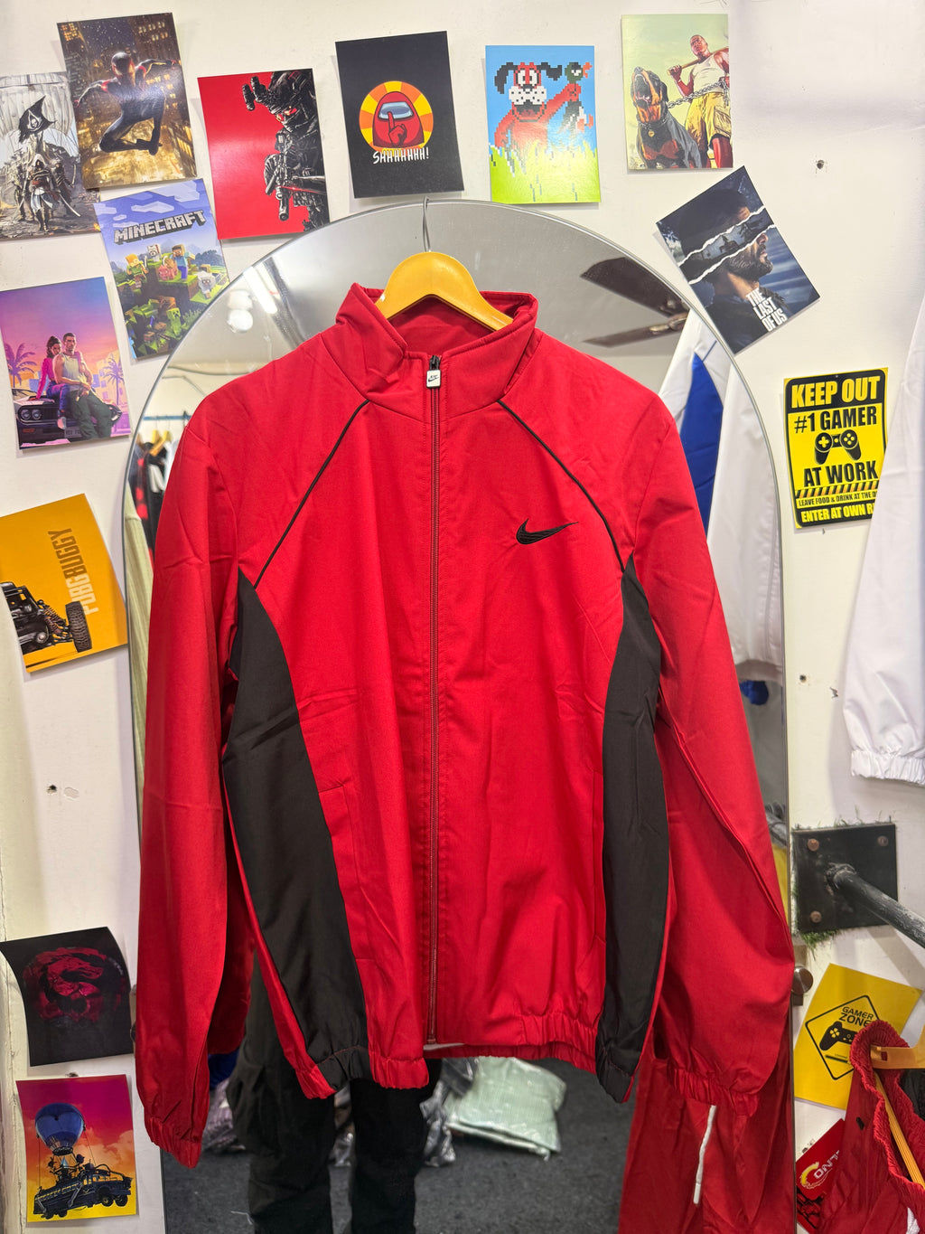 Nike Zipper - Red